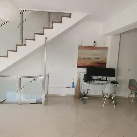 بيت للعطل μαιζονετα 130 τ. μ με Play كالاماتا