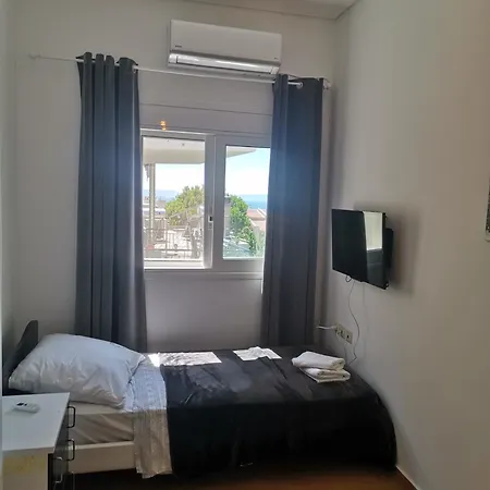 μαιζονετα 130 τ. μ με Play Kalamata